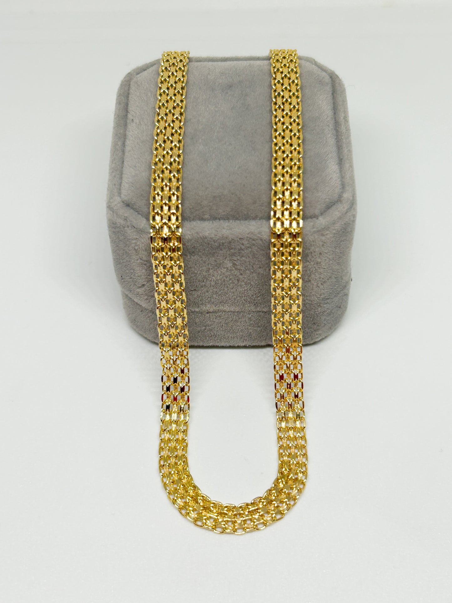 Bismarck Necklace