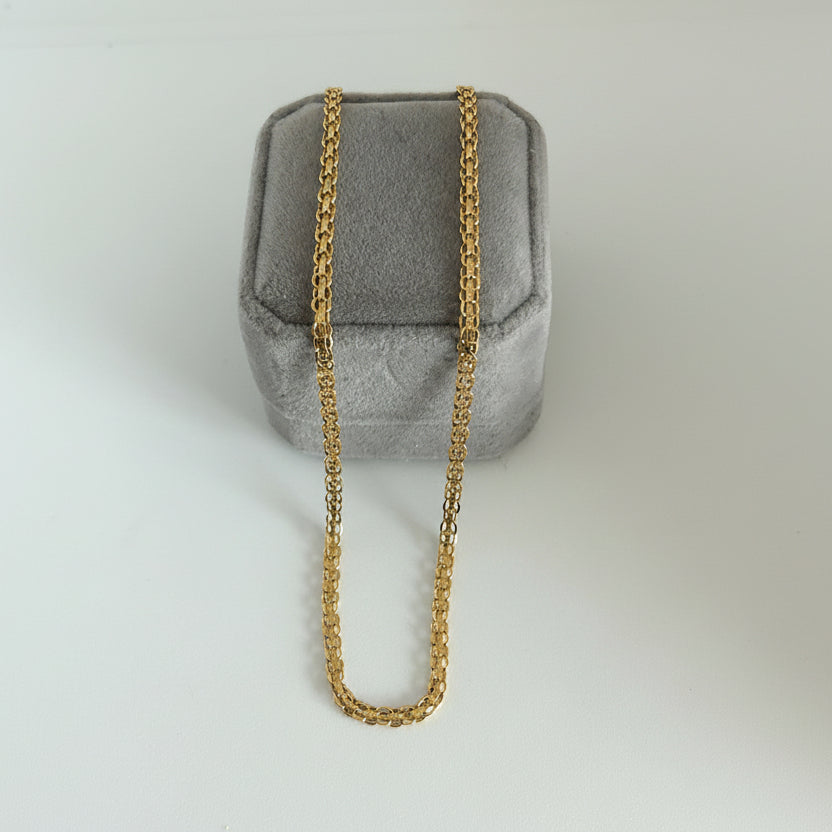 Bismarck Necklace