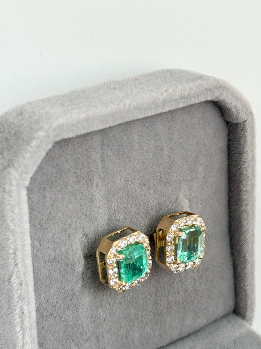 Emerald Stud