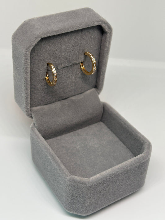 Zirconia Huggies