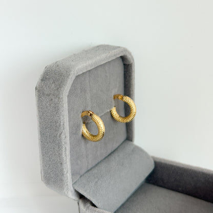Small Hoops