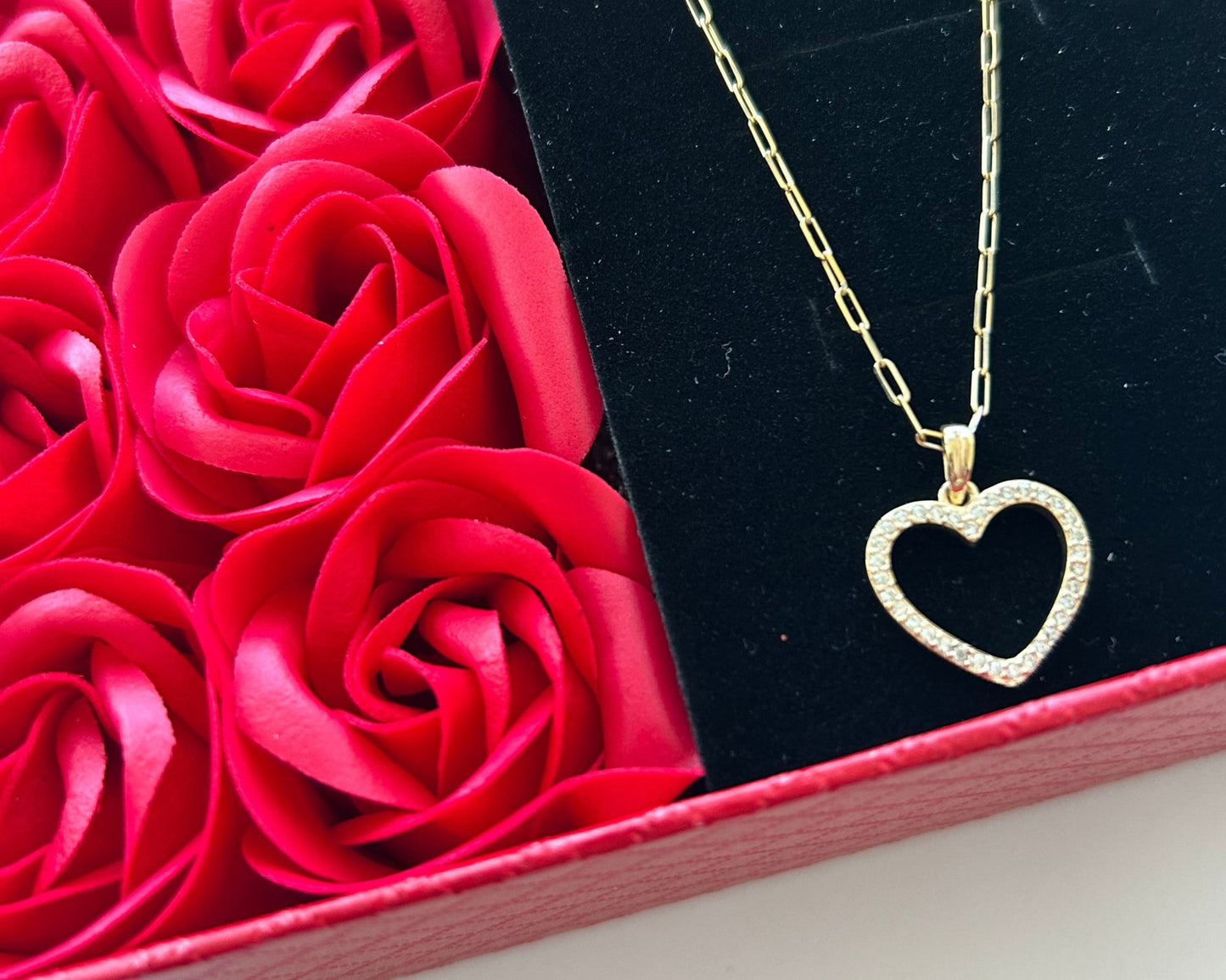 Heart zirconia necklace