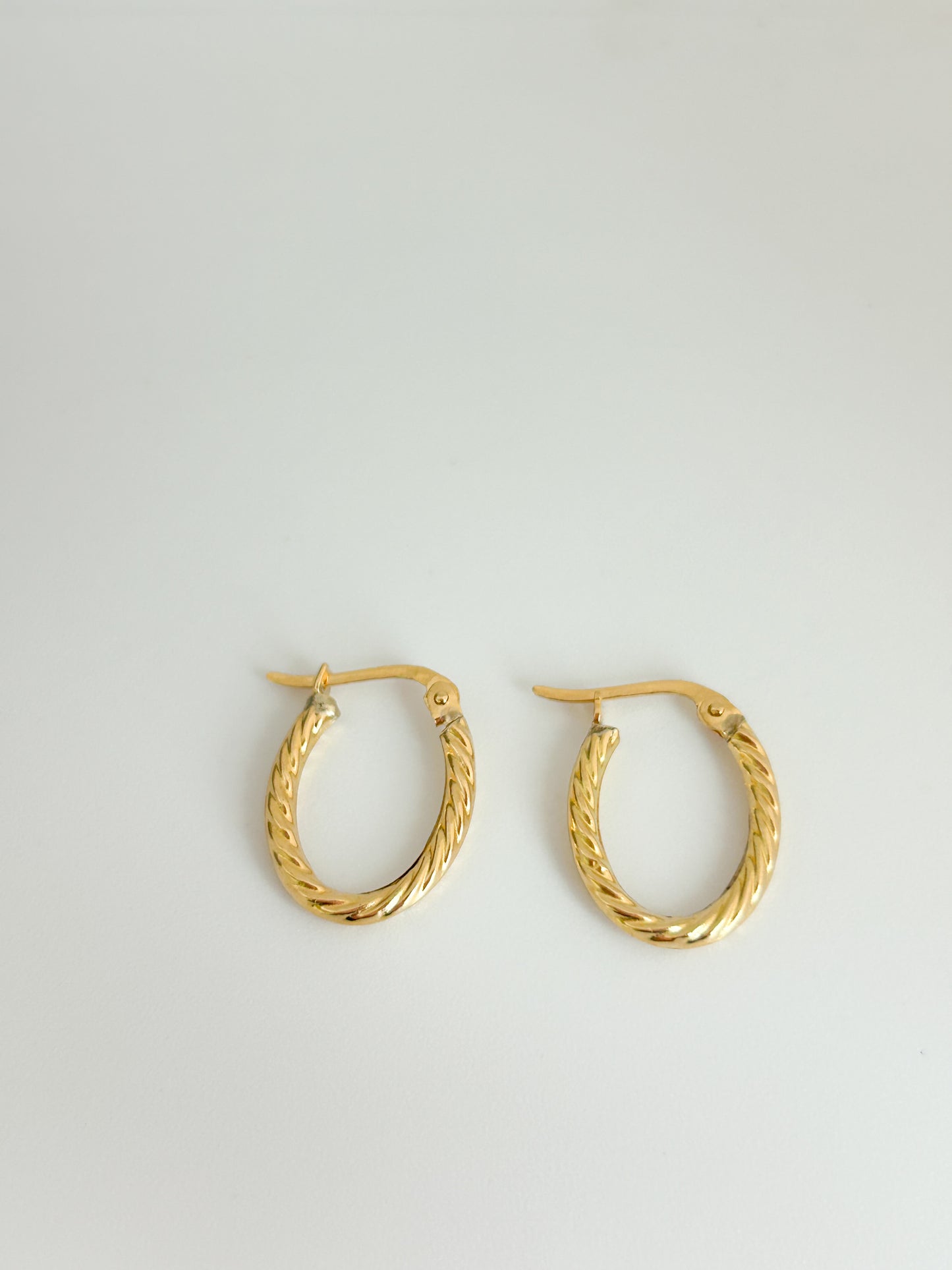 Hoops