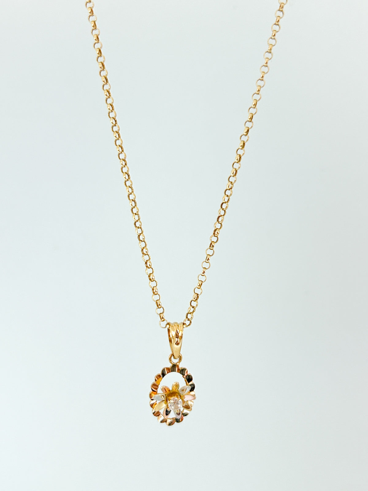 Tricolor Flower Necklace